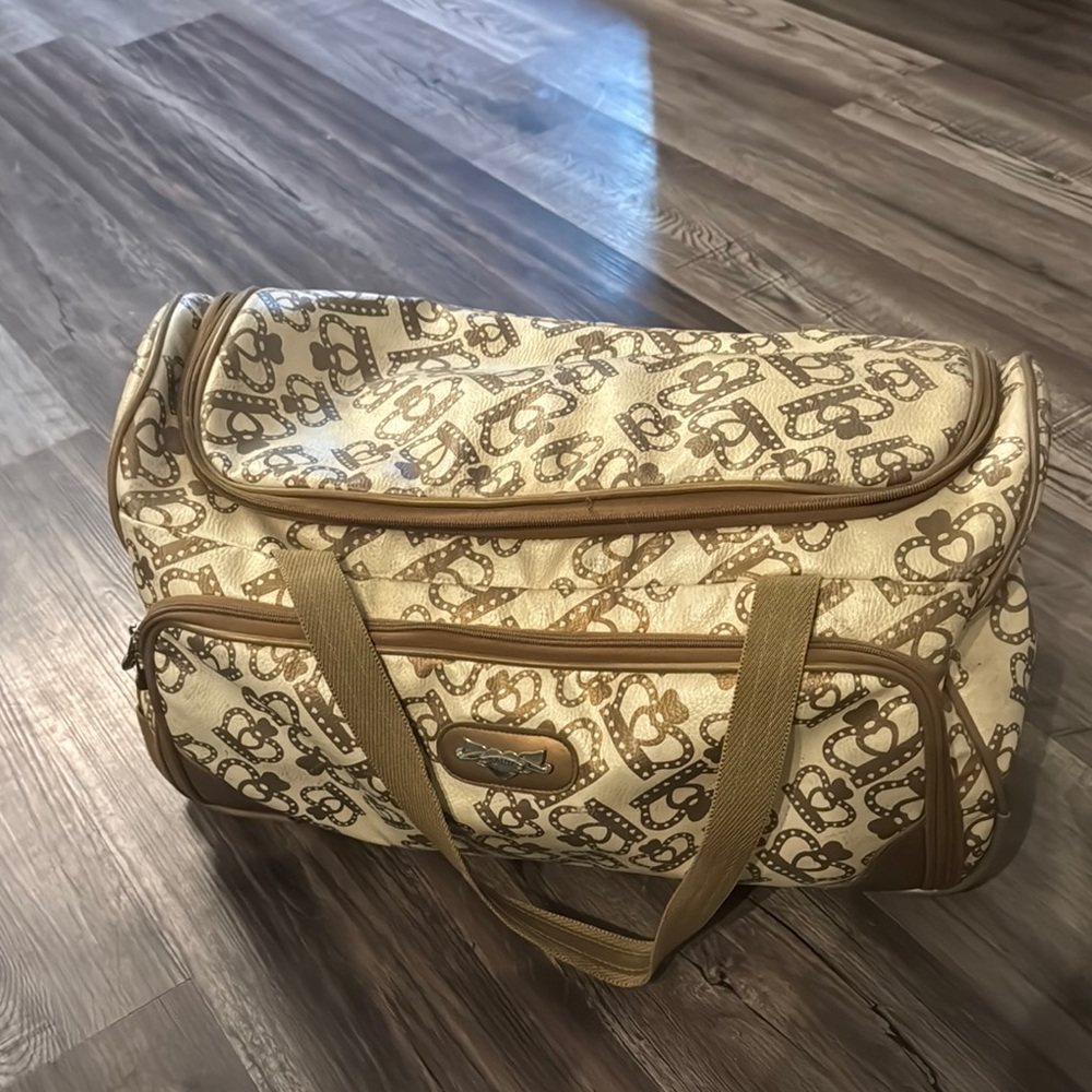 Kathy Van Zeeland Cream and Brown Crown Paisley Print Travel Duffle Bag
